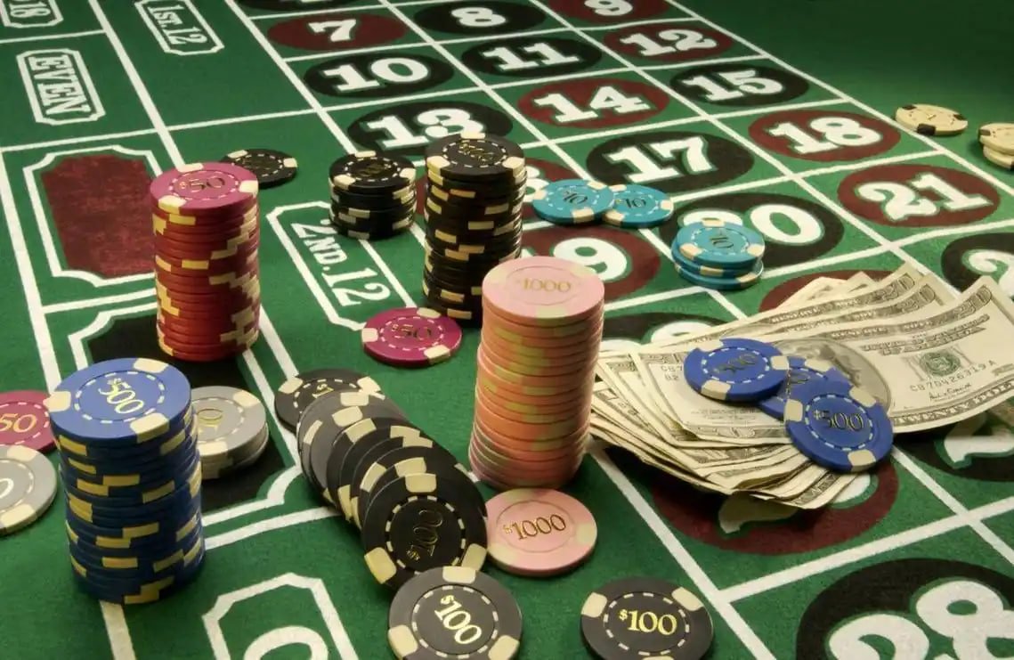 Studio live-dealer Hot Pot kripto88 dengan dealer berpengalaman